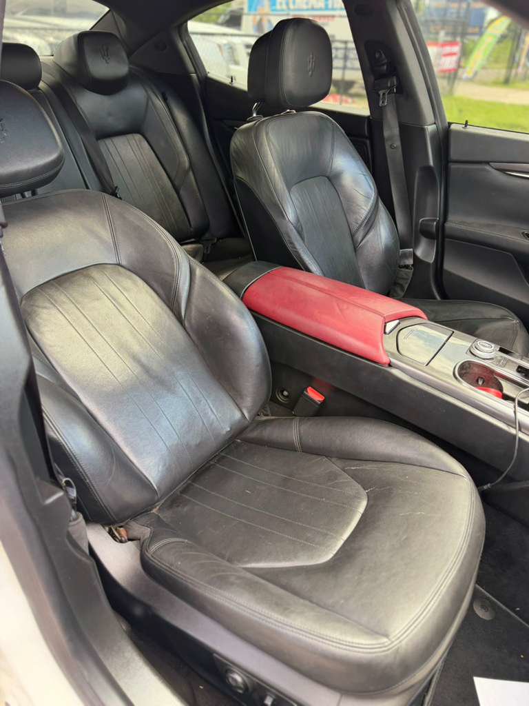 Used 2018 Maserati Ghibli RWD image 13