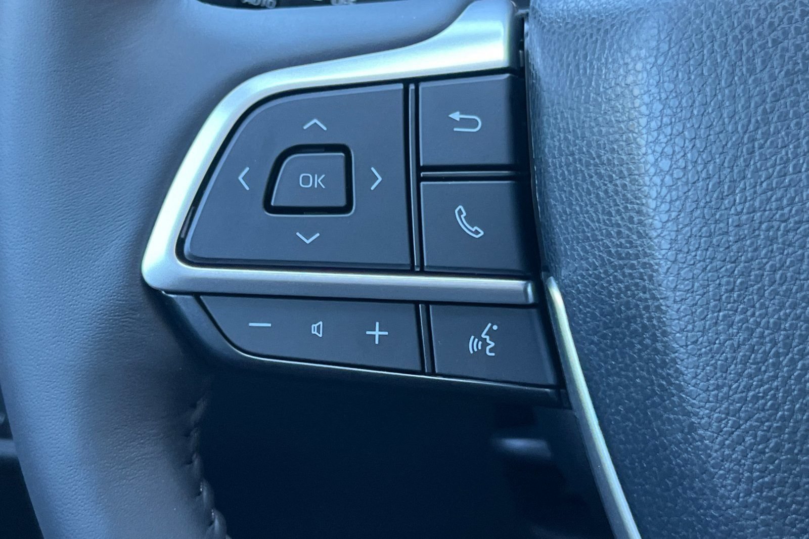 New 2026 Toyota Grand Highlander AWD Hybrid image 28