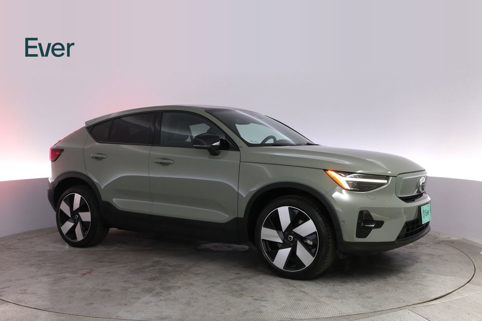 Used 2023 Volvo C40 P8 Recharge Ultimate image 14