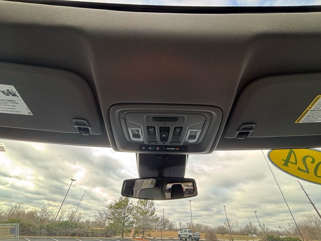 Used 2024 Chevrolet Silverado 1500 LT Trail Boss w/ Convenience Package II image 39