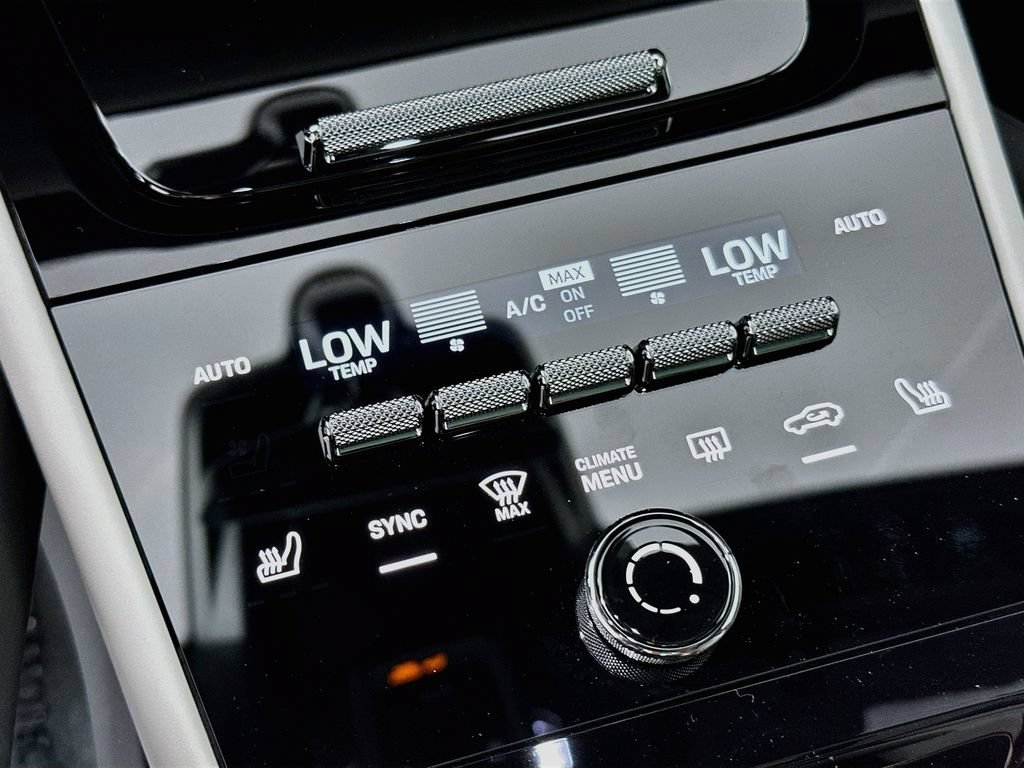 New 2026 Porsche Cayenne AWD/4WD image 18