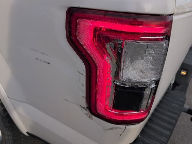 Used 2016 Ford F150 Lariat w/ Equipment Group 502A Luxury image 7