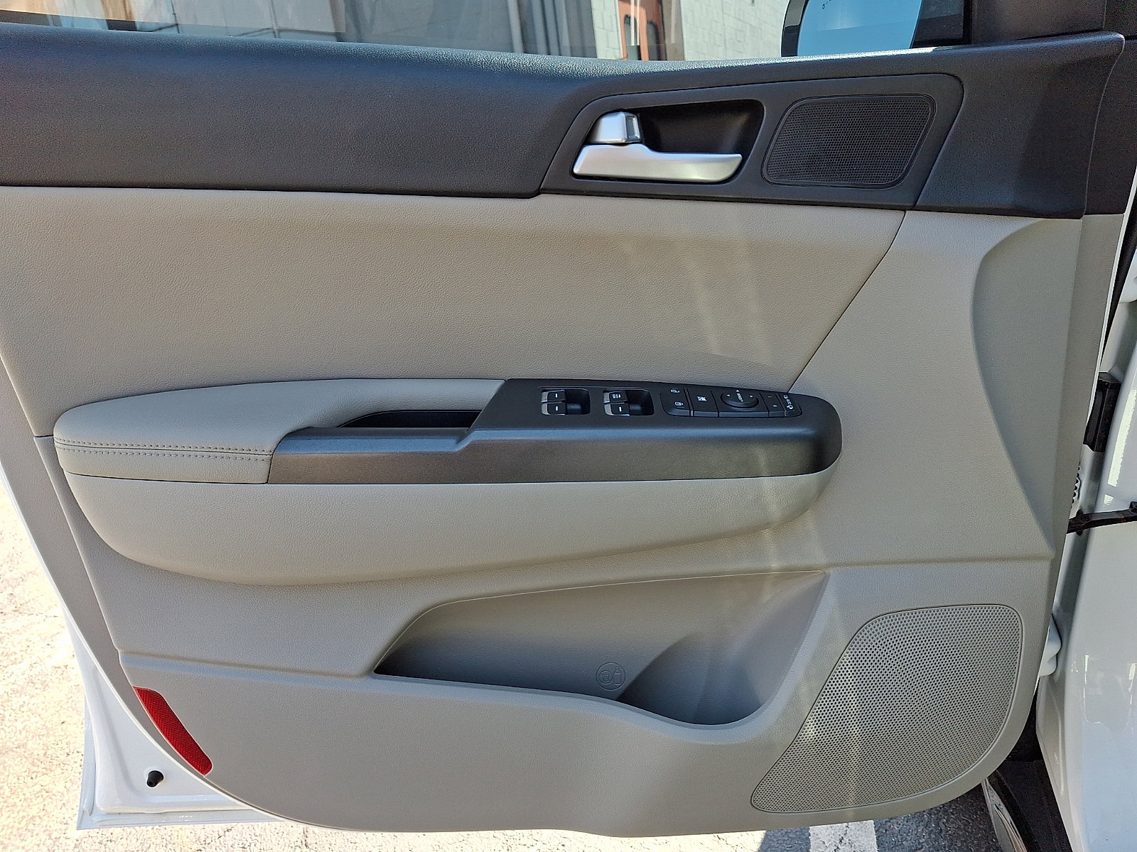 Used 2022 Kia Sportage Nightfall Edition image 13