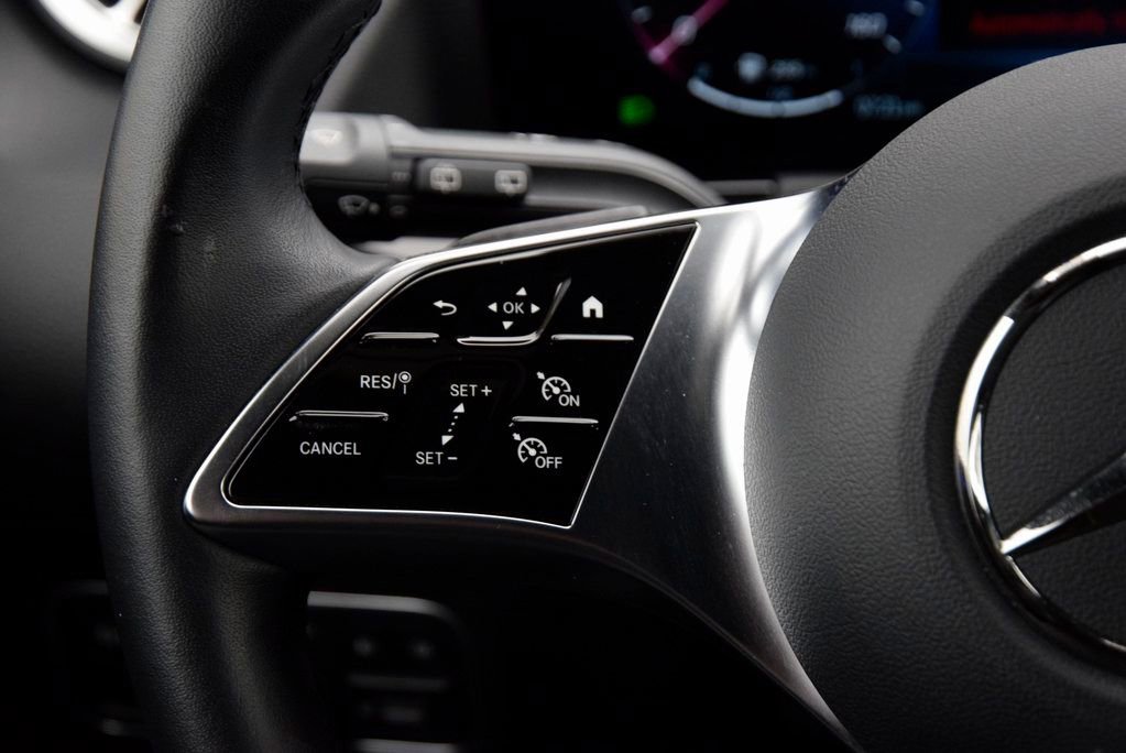 Certified 2025 Mercedes-Benz GLA 250 image 23