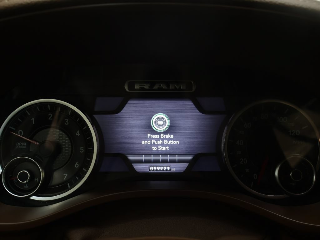 Used 2019 RAM 1500 Laramie AWD/4WD image 22