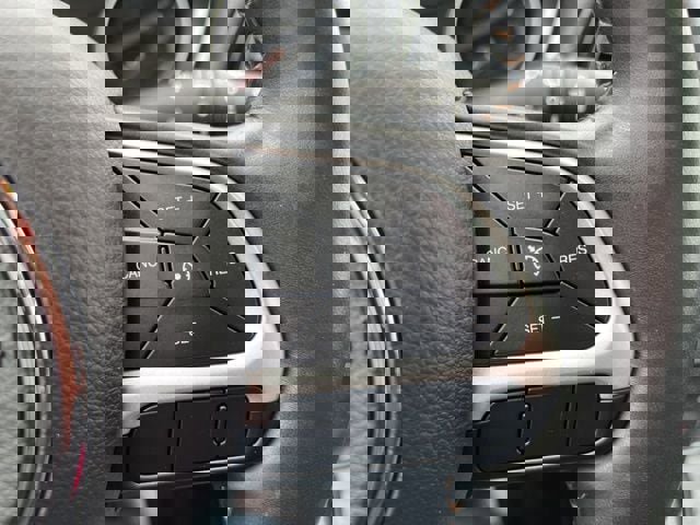 Certified 2018 Jeep Compass Limited w/ Safe & Security Group image 22