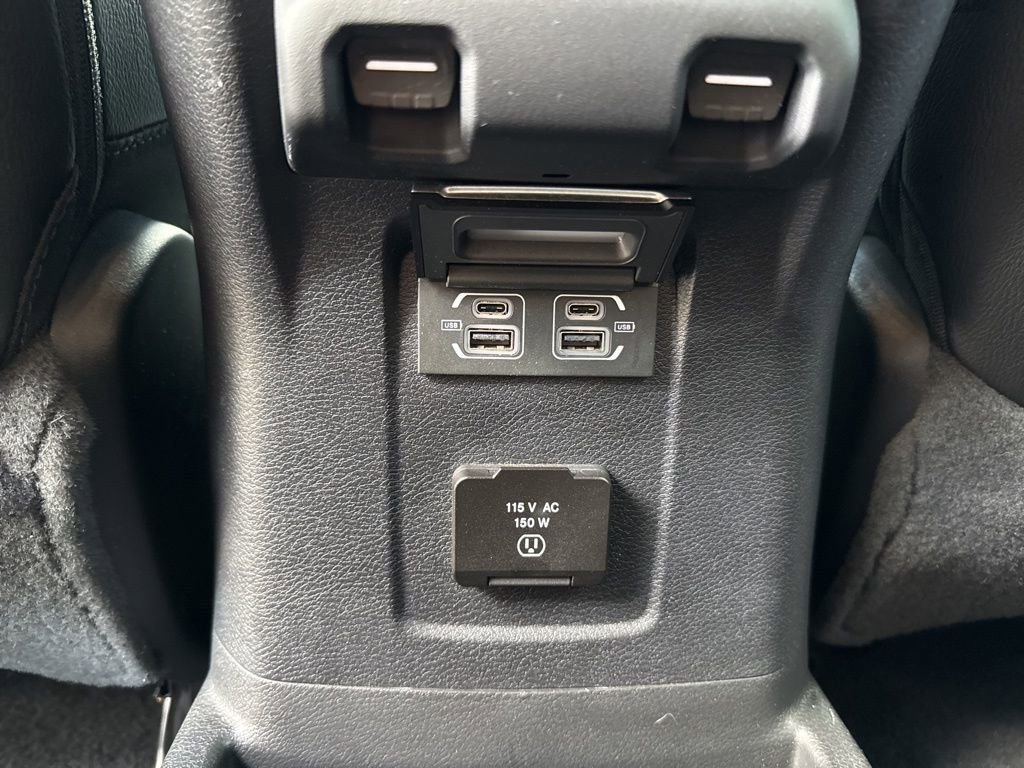 Used 2021 Jeep Wrangler Unlimited Sahara image 41