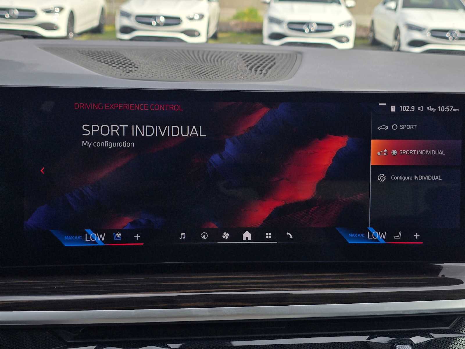 Used 2024 BMW X7 xDrive40i image 32