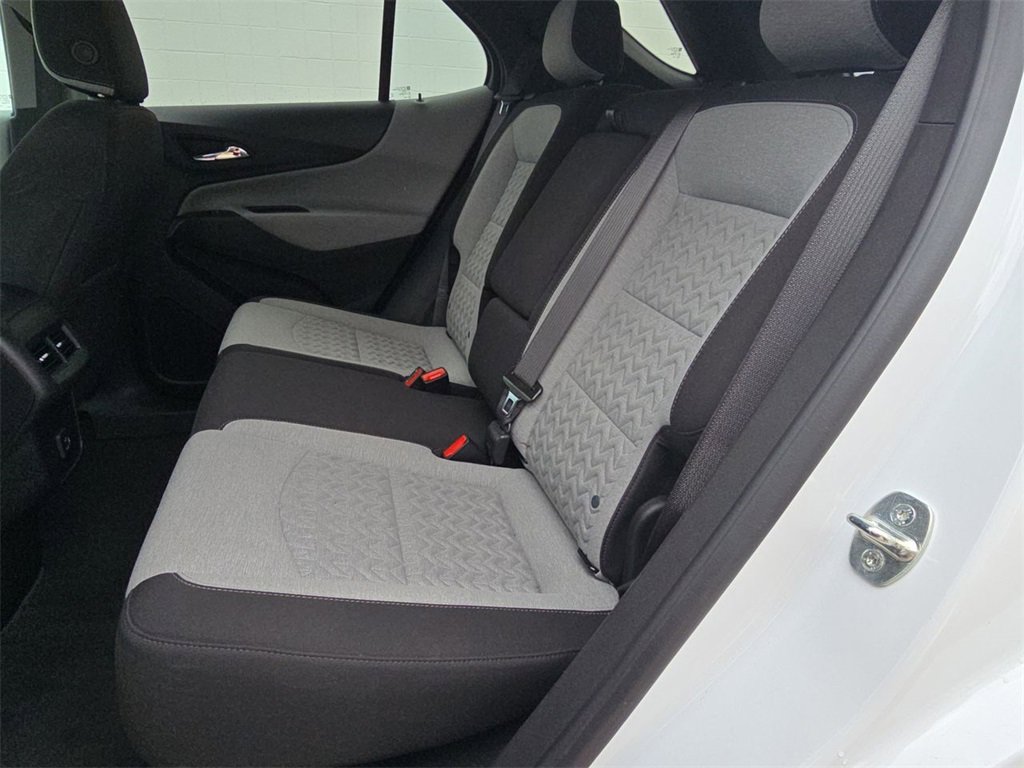 Used 2023 Chevrolet Equinox LT w/ Driver Convenience Package image 26