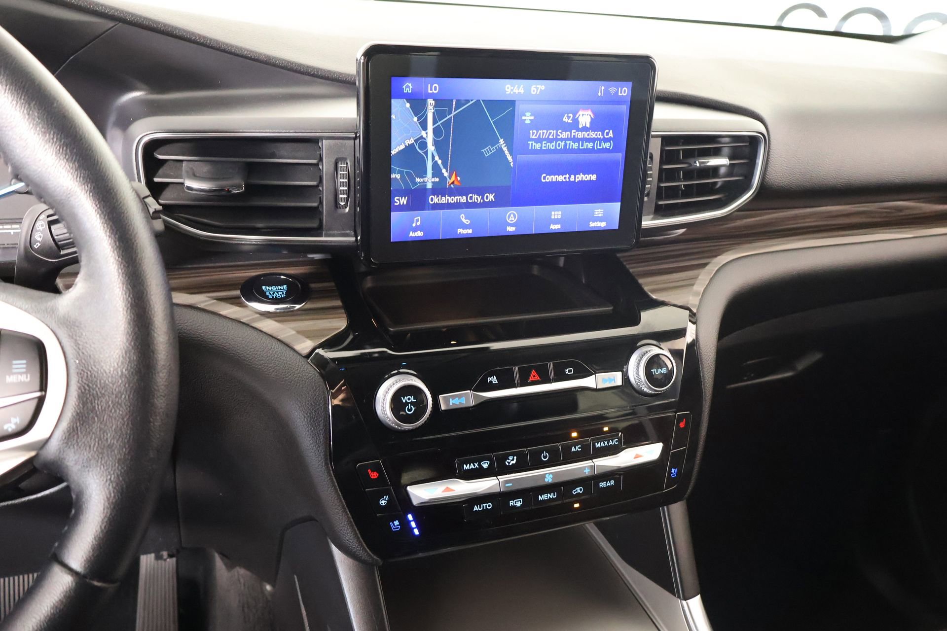 Used 2023 Ford Explorer Limited image 5