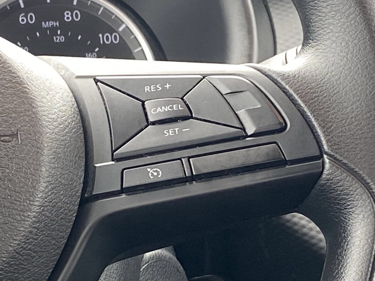 Certified 2025 Nissan Kicks Play S FWD image 26