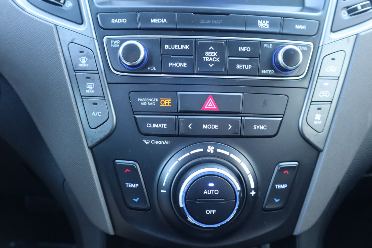 Used 2017 Hyundai Santa Fe AWD w/ SE Ultimate Tech Package 03 image 85