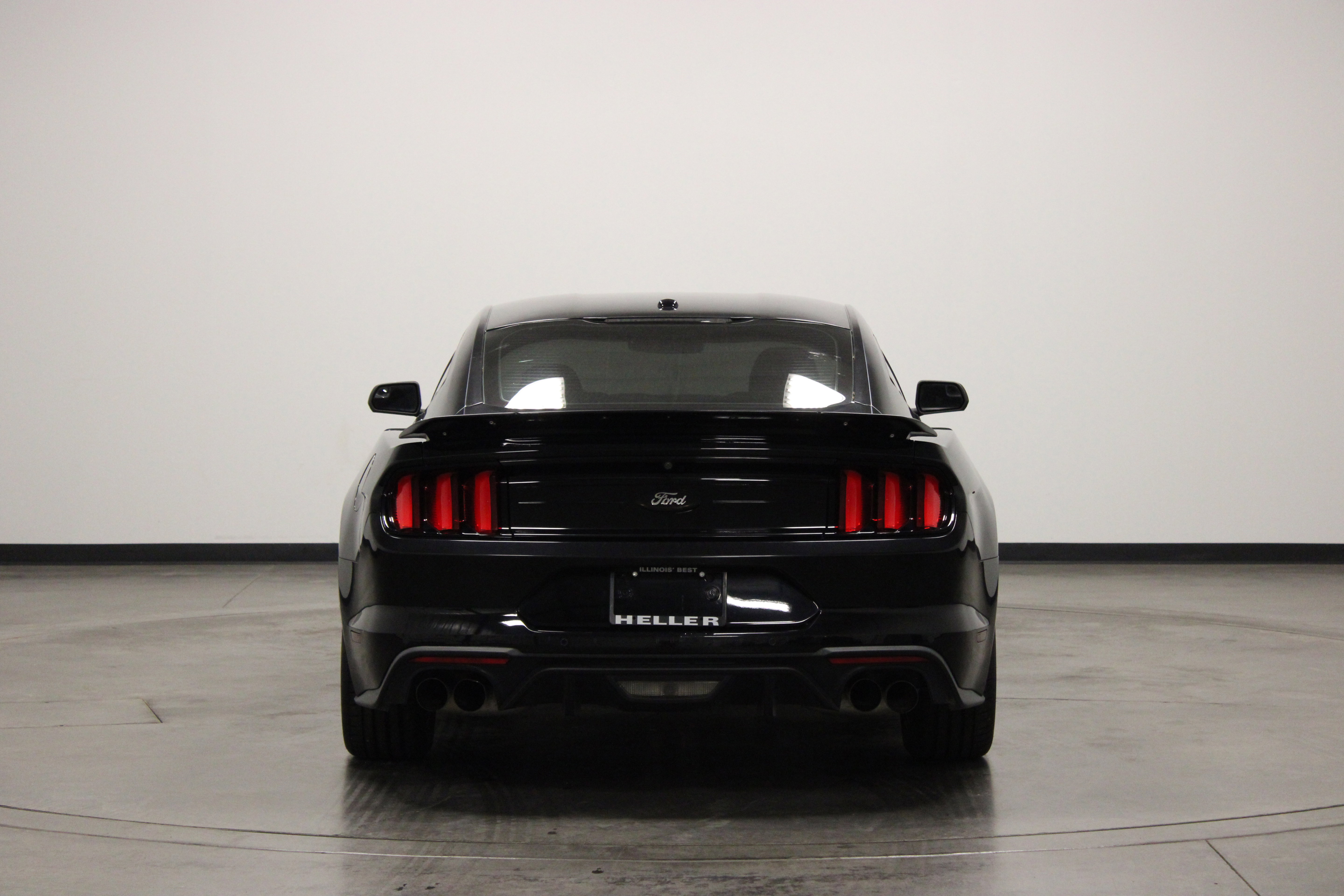 Used 2019 Ford Mustang GT RWD image 7