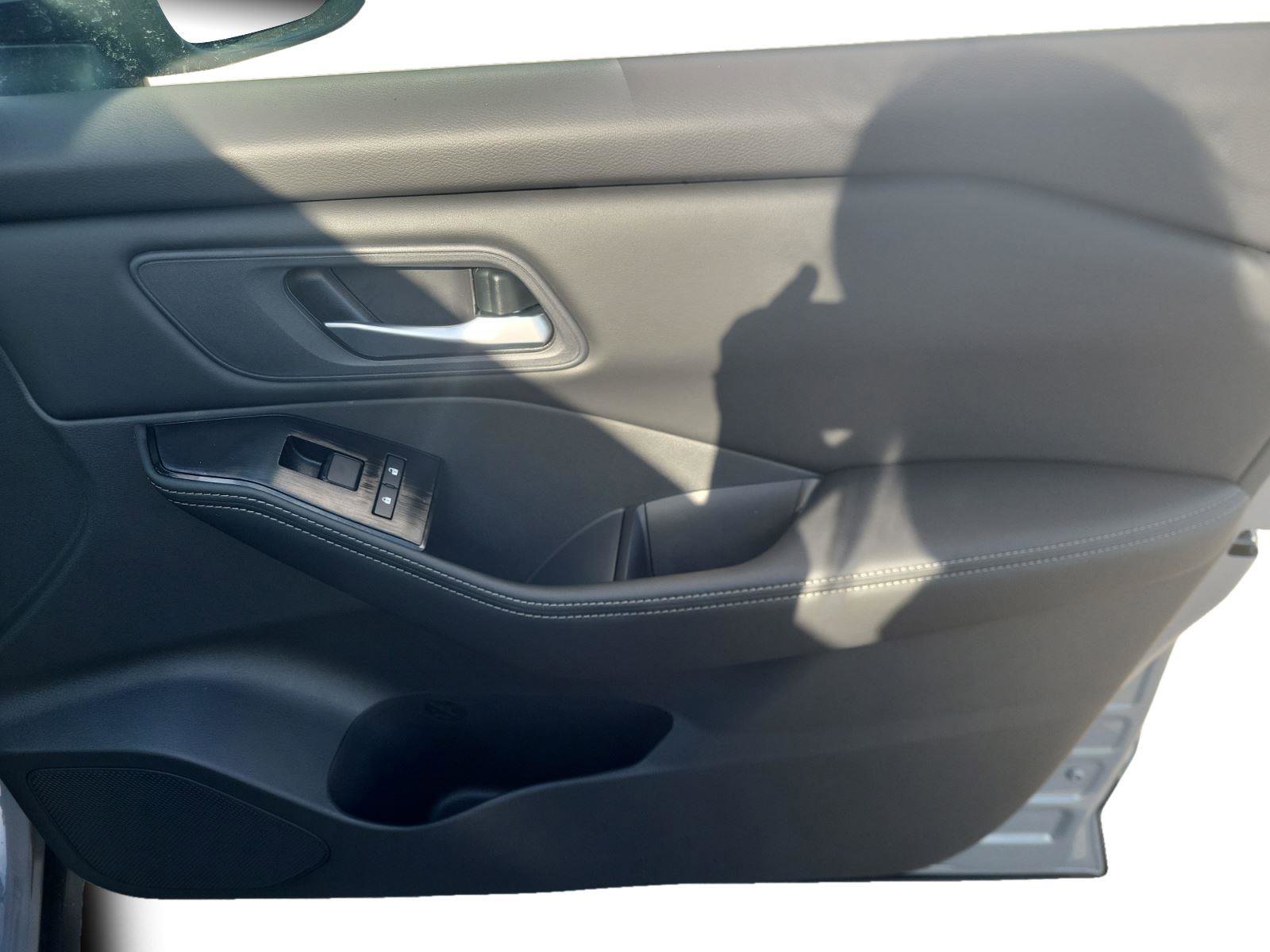 New 2026 Nissan Rogue SV image 26