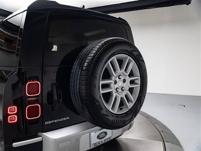 Used 2023 Land Rover Defender 90 S AWD/4WD image 29