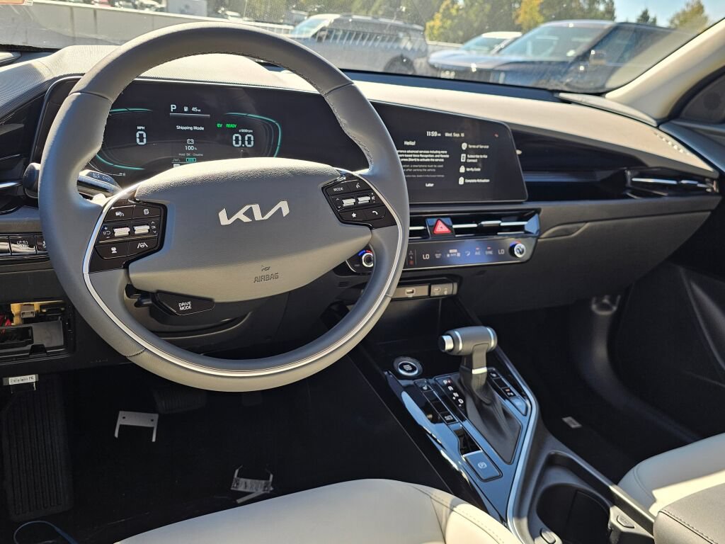 New 2026 Kia Niro EX FWD image 10