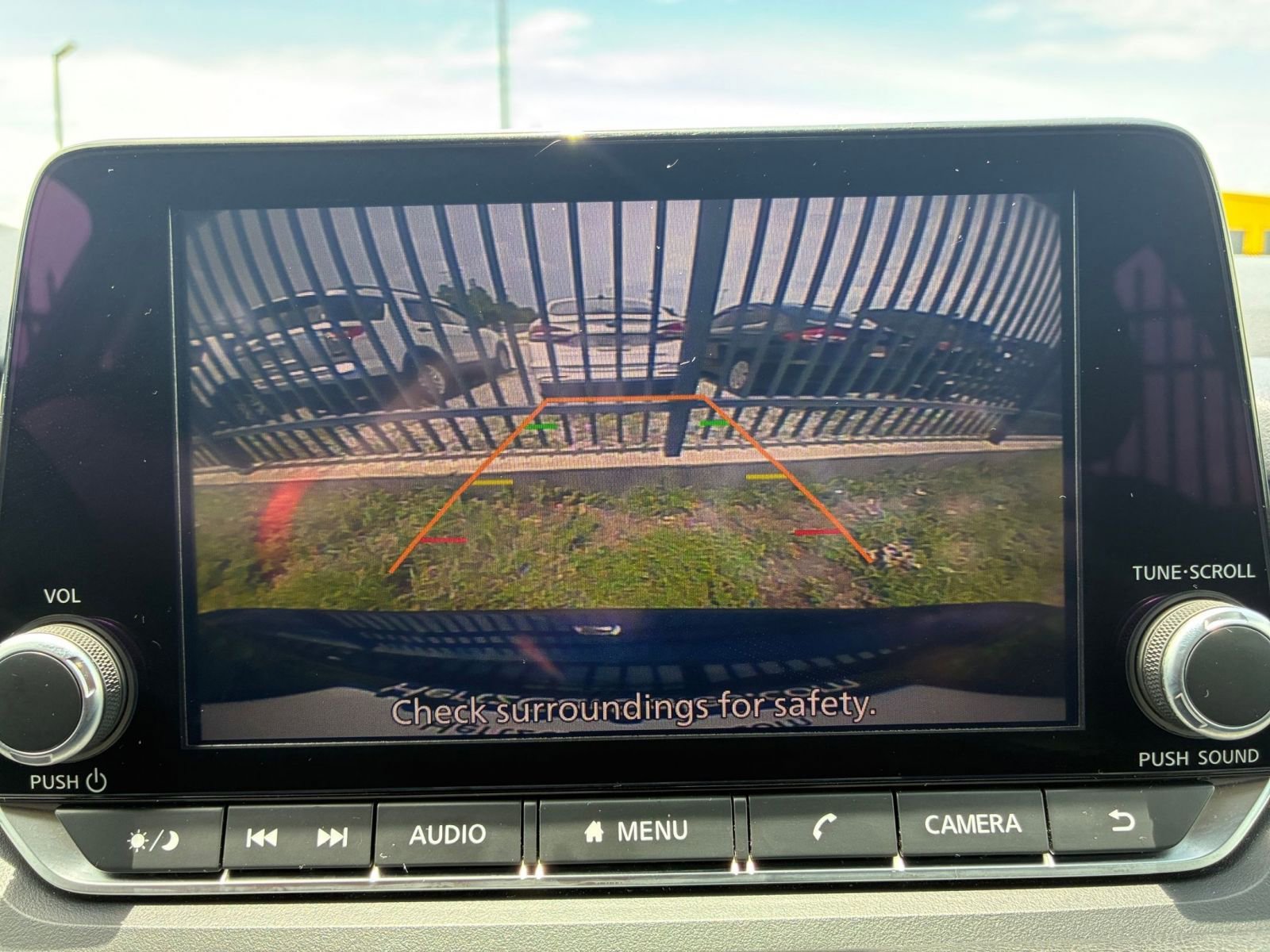 Used 2025 Nissan Rogue SV FWD image 21