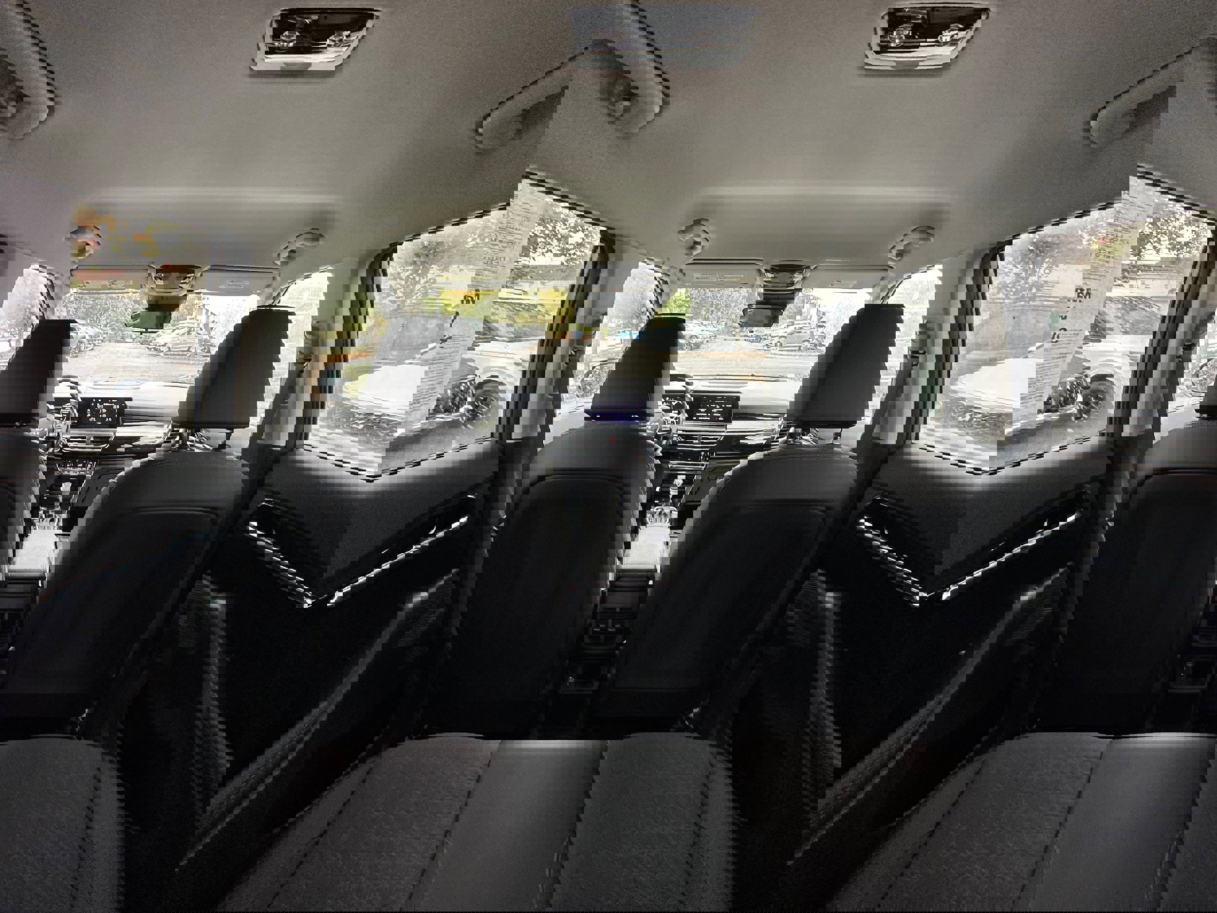 Used 2024 Kia Seltos S image 12