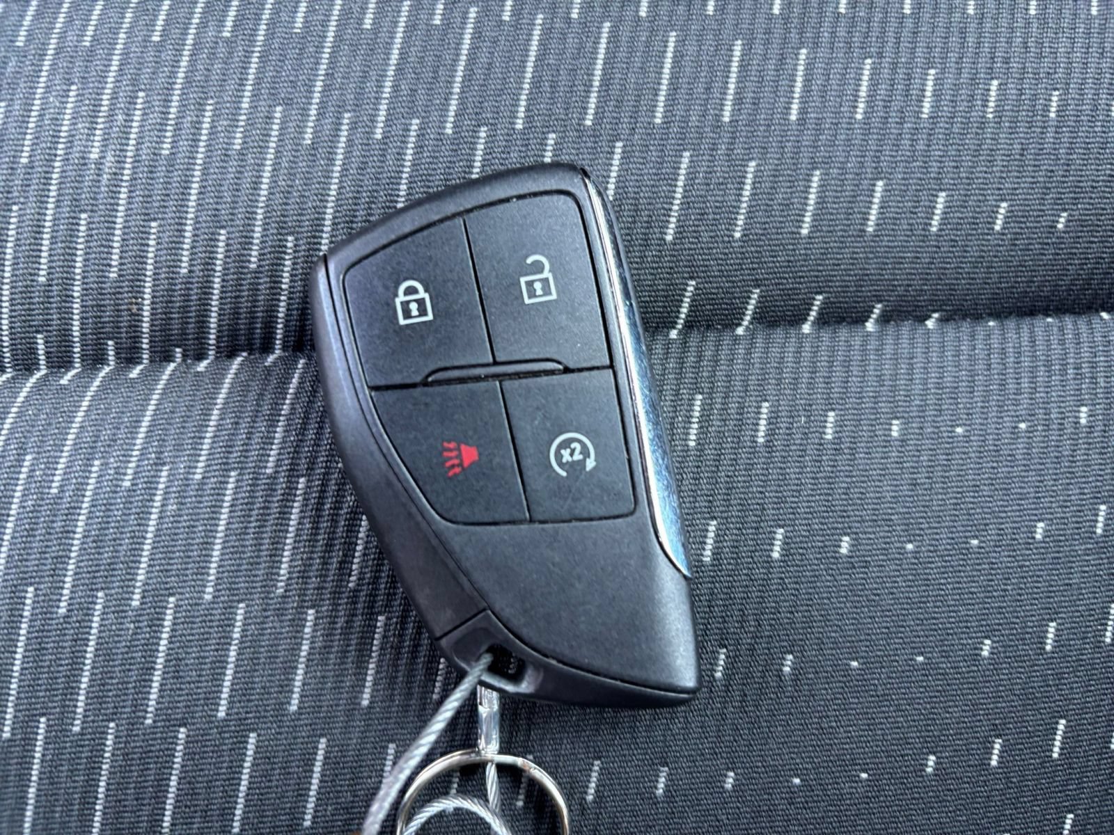 Used 2025 Chevrolet Equinox LT FWD image 20