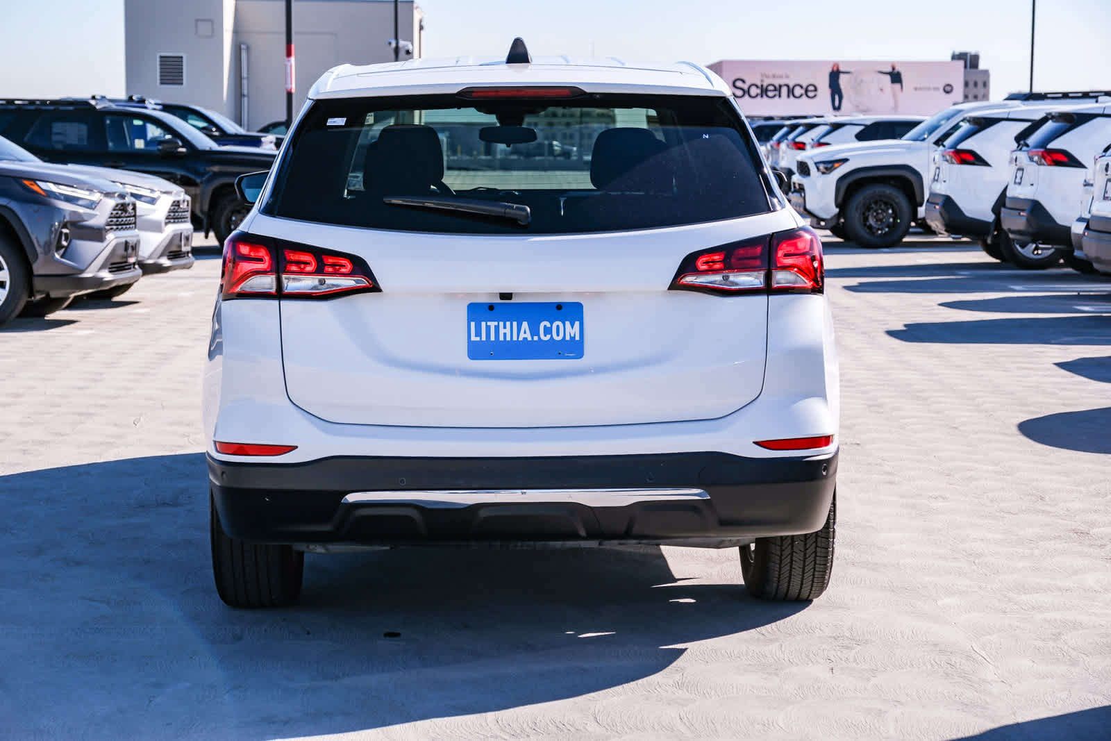 Used 2024 Chevrolet Equinox LT AWD/4WD image 5