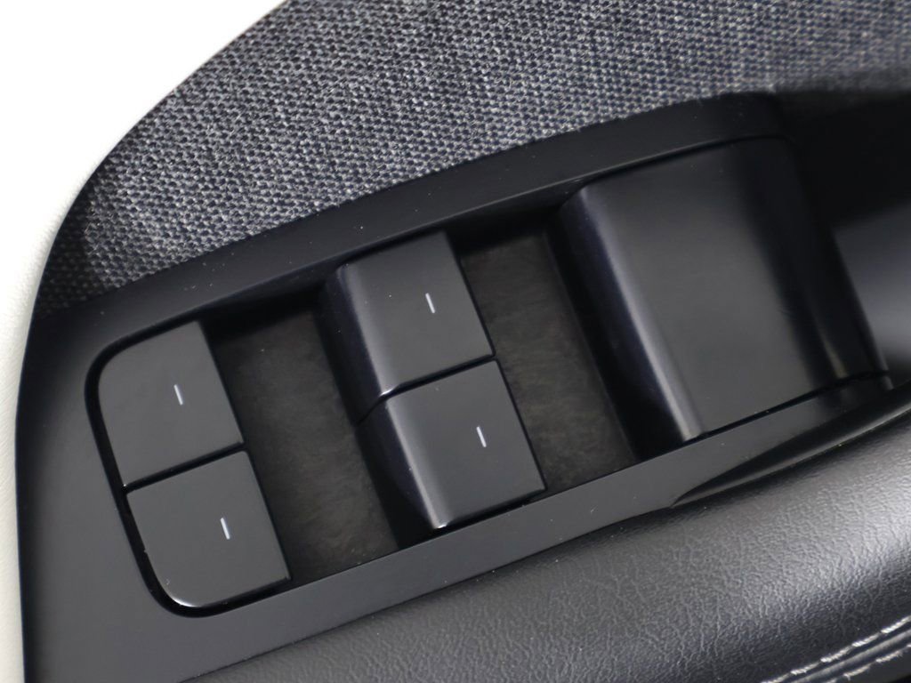 Used 2021 Tesla Model S Long Range image 41