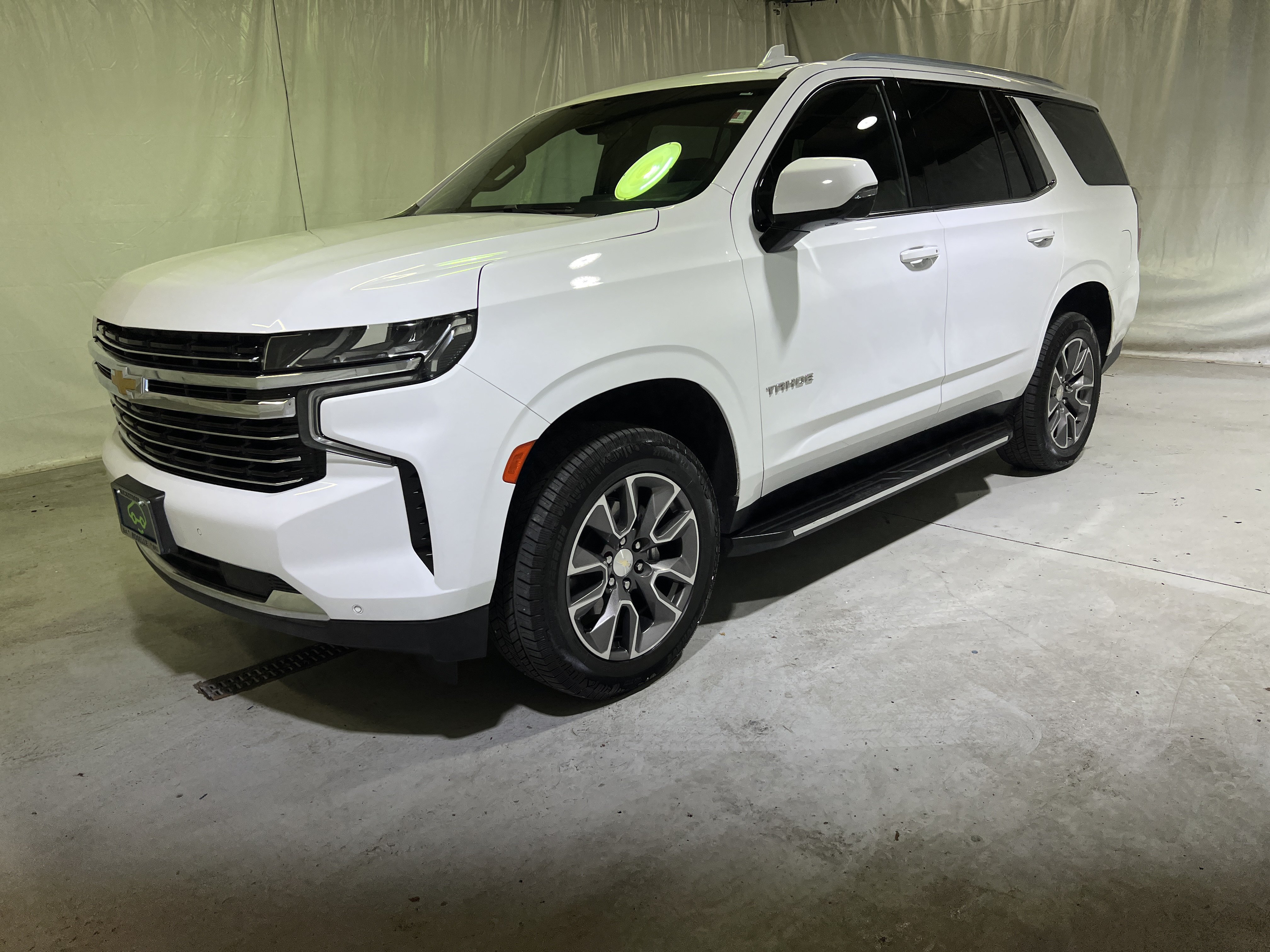 Certified 2022 Chevrolet Tahoe LT w/ LT Signature Plus Package AWD/4WD image 6