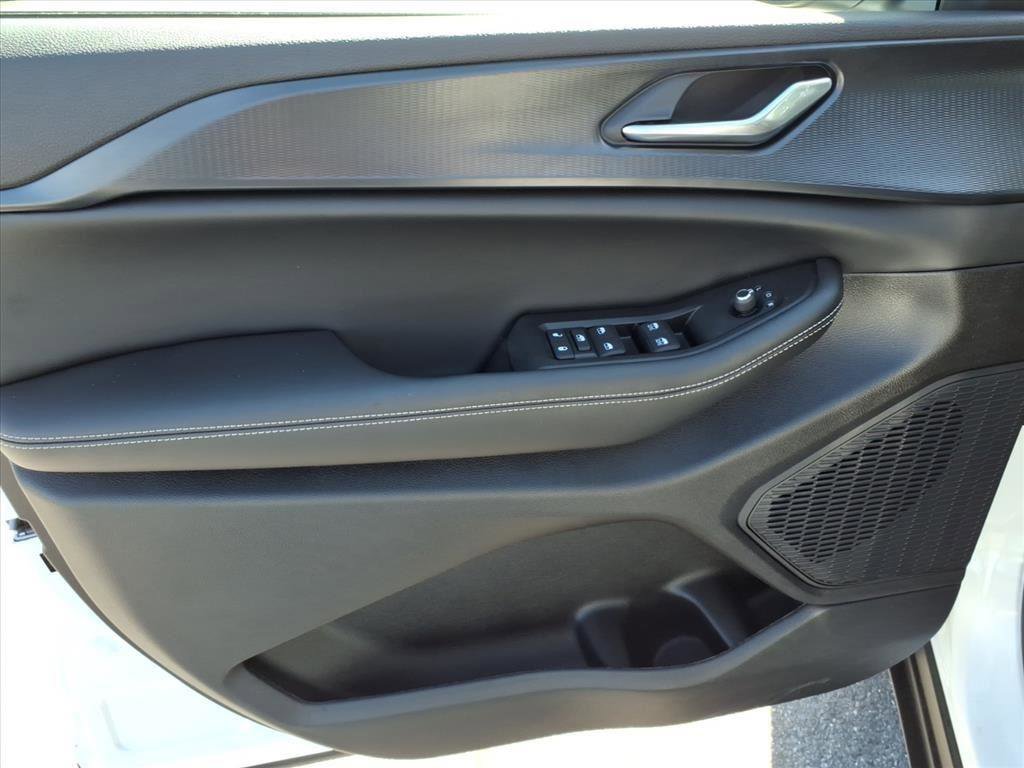 New 2026 Jeep Grand Cherokee Laredo X AWD/4WD image 9