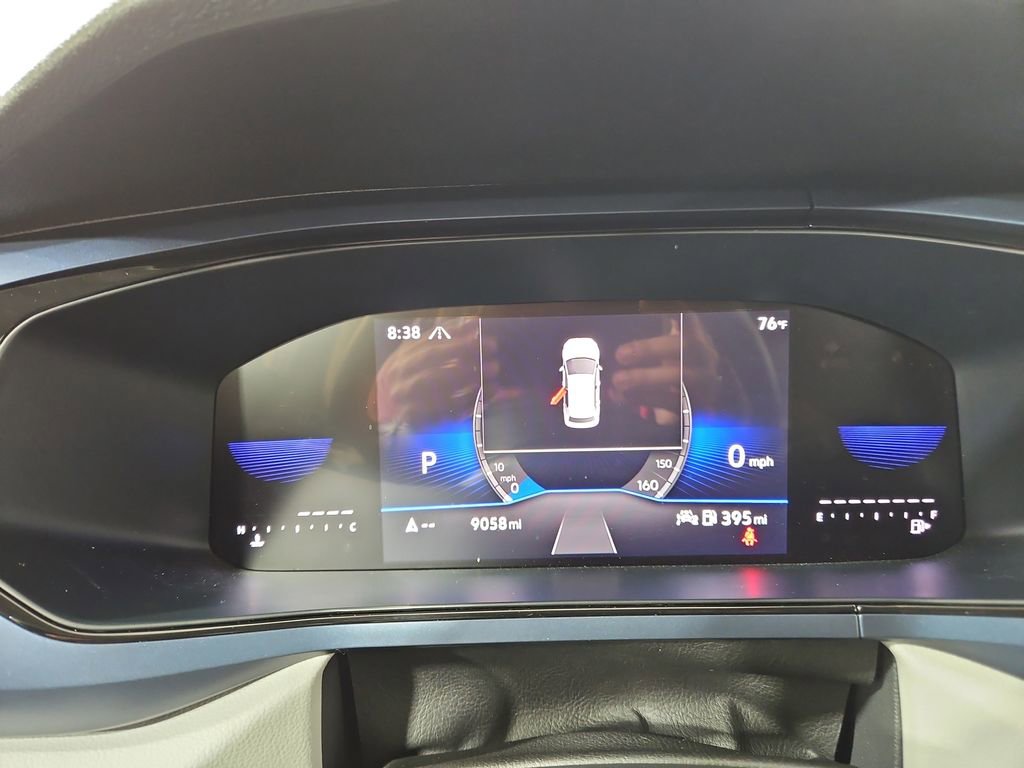 Certified 2024 Volkswagen Taos SE w/ Panoramic Sunroof Package image 18