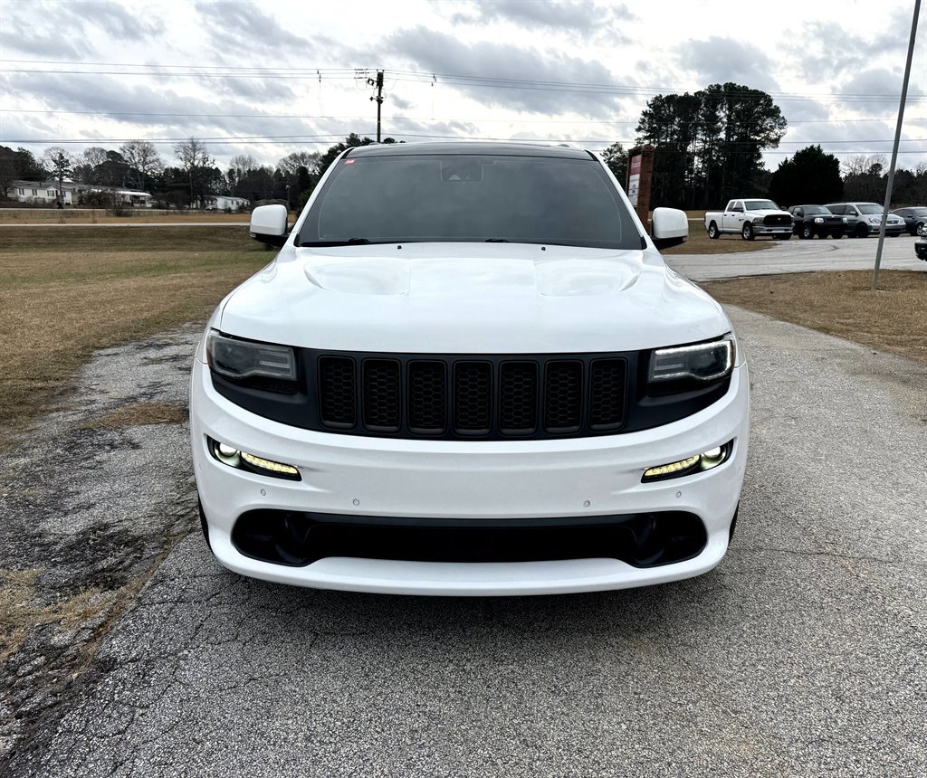 Used 2016 Jeep Grand Cherokee SRT AWD/4WD image 2