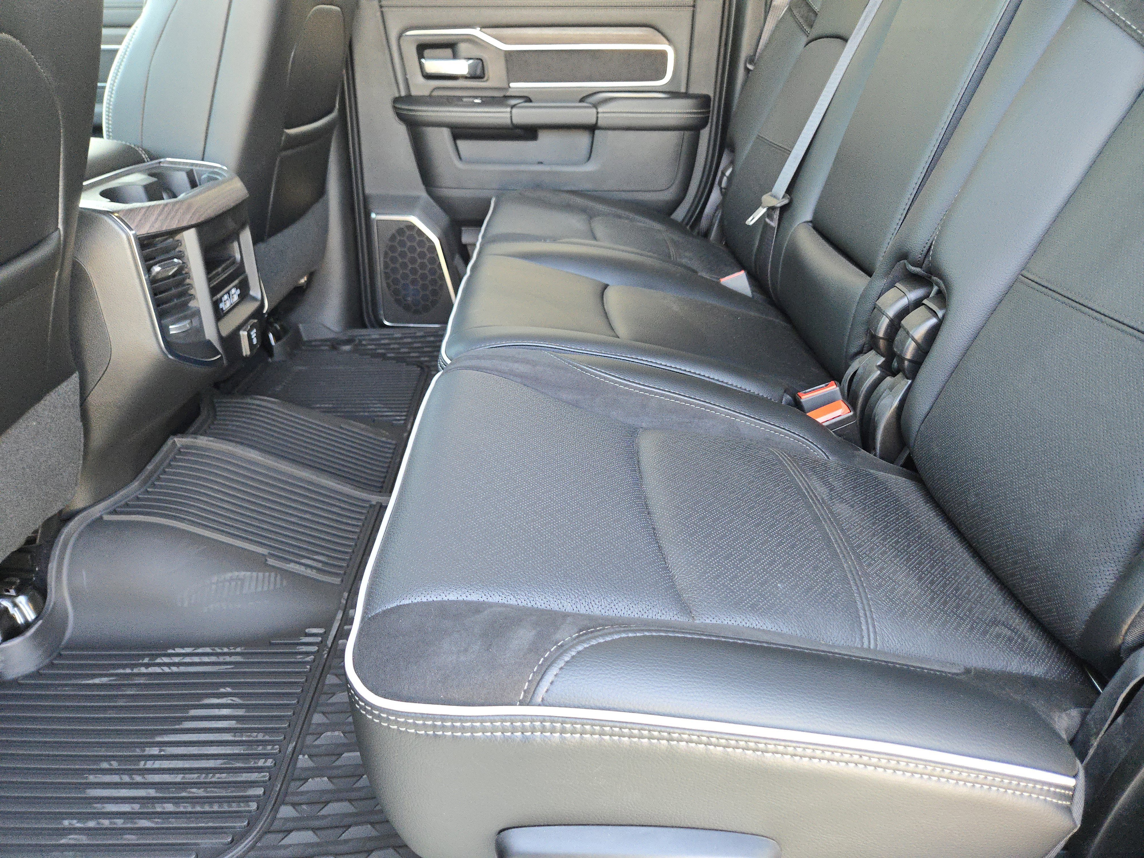 New 2026 RAM 2500 Laramie w/ Night Edition image 21