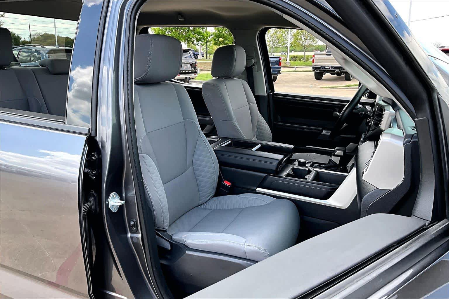 Used 2023 Toyota Tundra SR5 AWD/4WD image 9