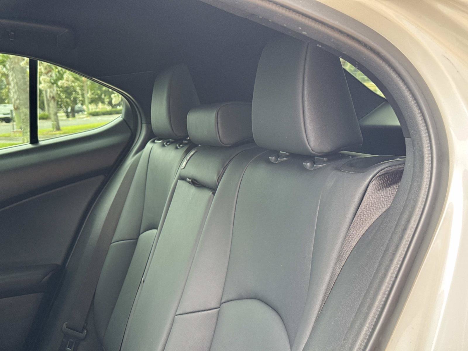 Used 2022 Lexus UX 250h w/ Accessory Package (Z2) AWD/4WD image 19