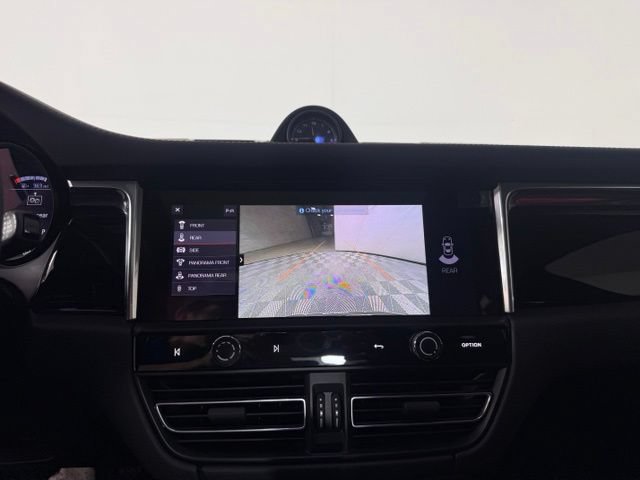 Used 2025 Porsche Macan S AWD/4WD image 23