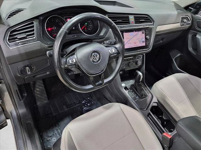 Used 2018 Volkswagen Tiguan SEL FWD image 10