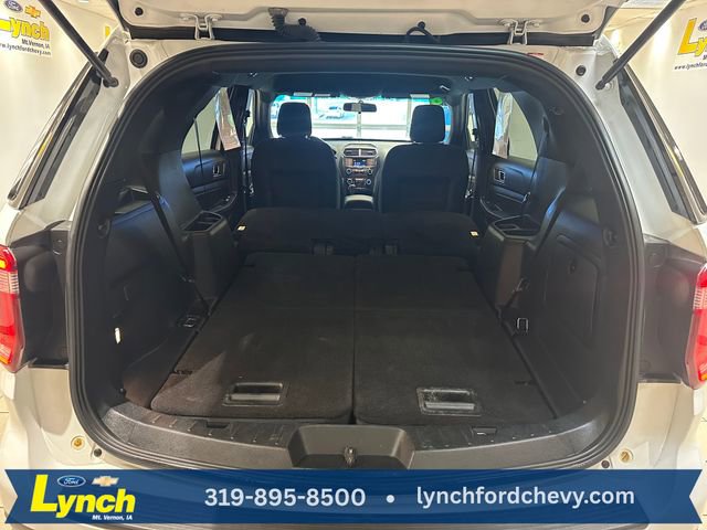 Used 2018 Ford Explorer XLT image 19