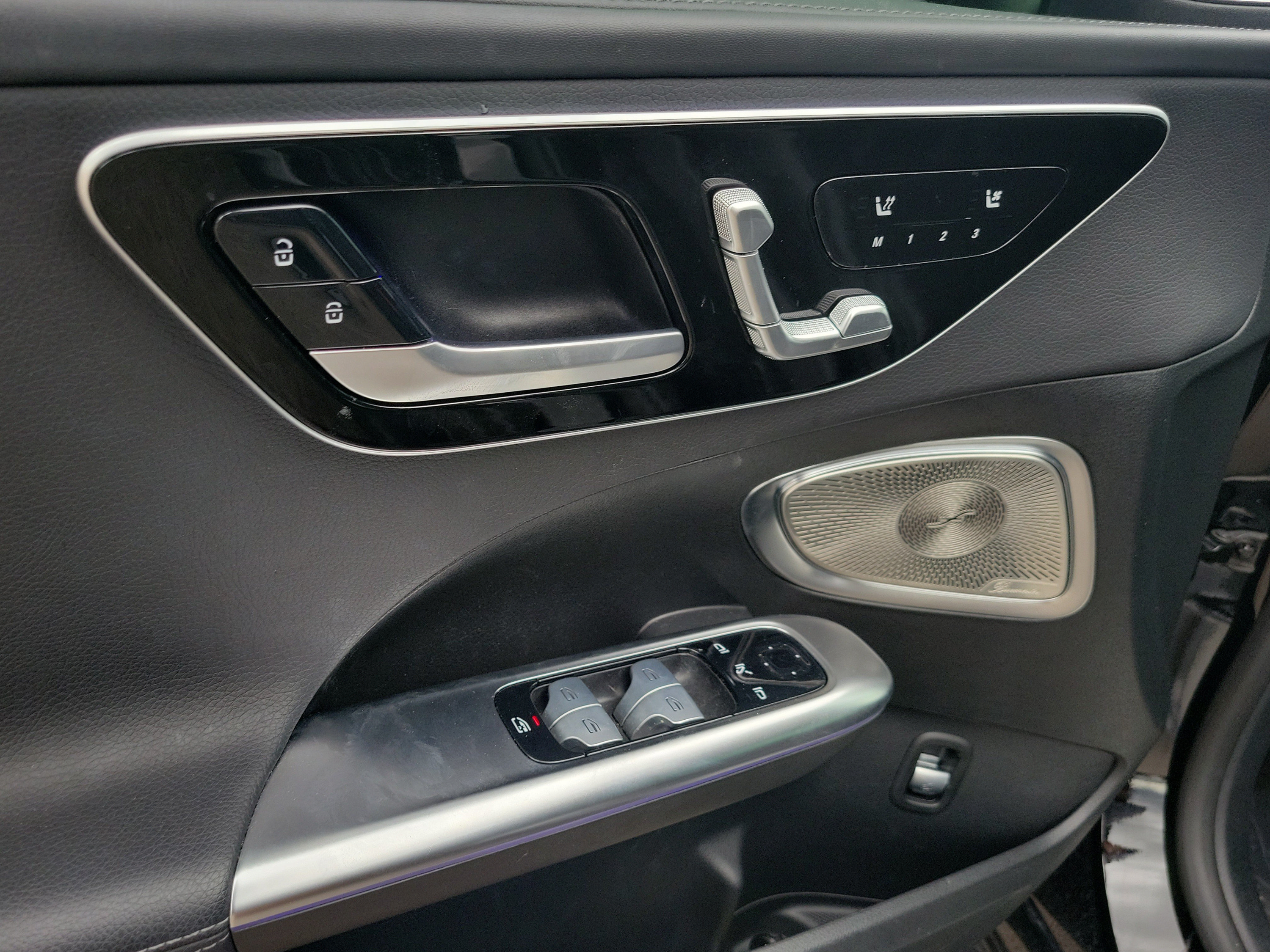 Certified 2024 Mercedes-Benz C 300 4MATIC Sedan image 17