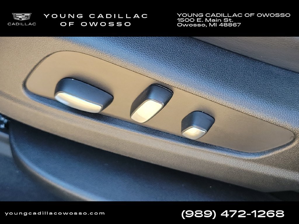 Certified 2025 Cadillac XT5 Premium Luxury w/ LPO, Floor Liner Package AWD/4WD image 8