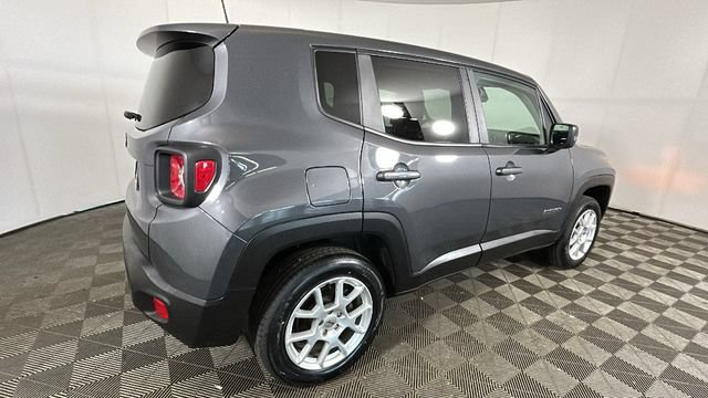 Used 2023 Jeep Renegade Latitude AWD/4WD video 2