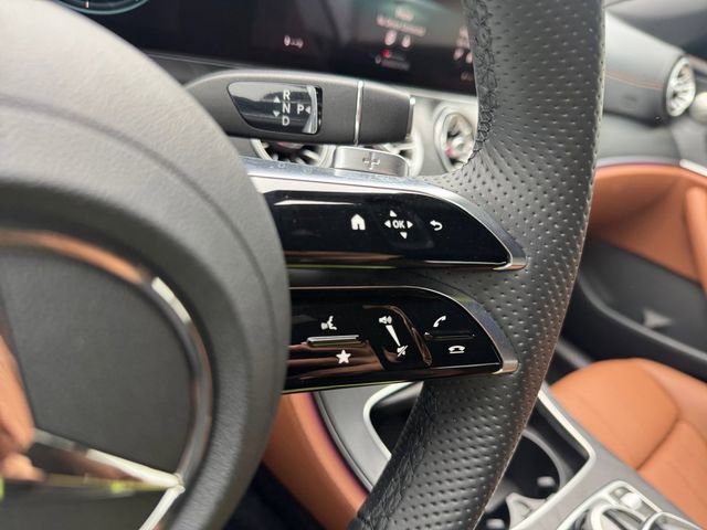 Used 2023 Mercedes-Benz E 450 Cabriolet image 9