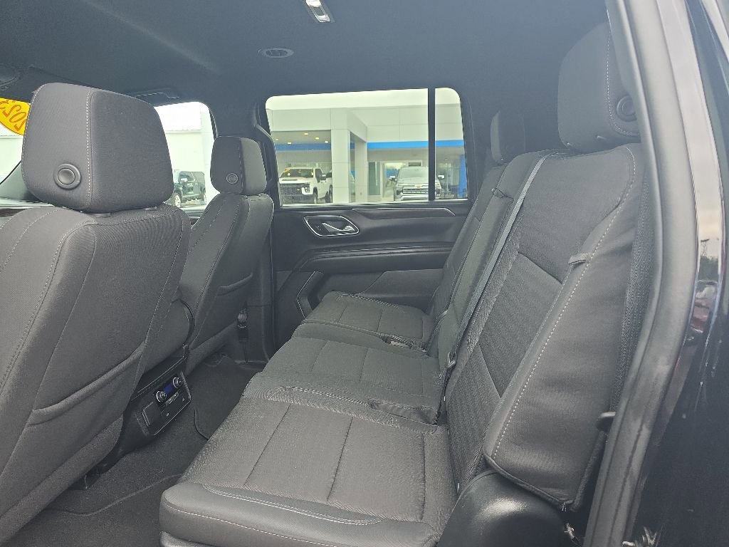 Used 2023 Chevrolet Suburban LS AWD/4WD image 8