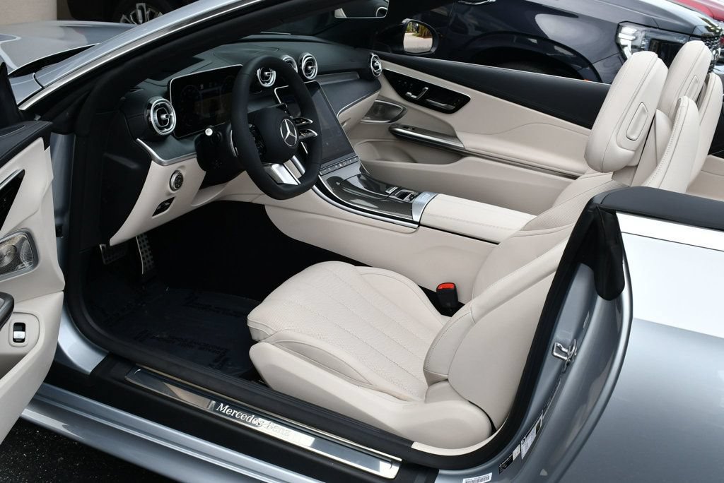 Used 2026 Mercedes-Benz CLE 450 4MATIC Cabriolet image 62