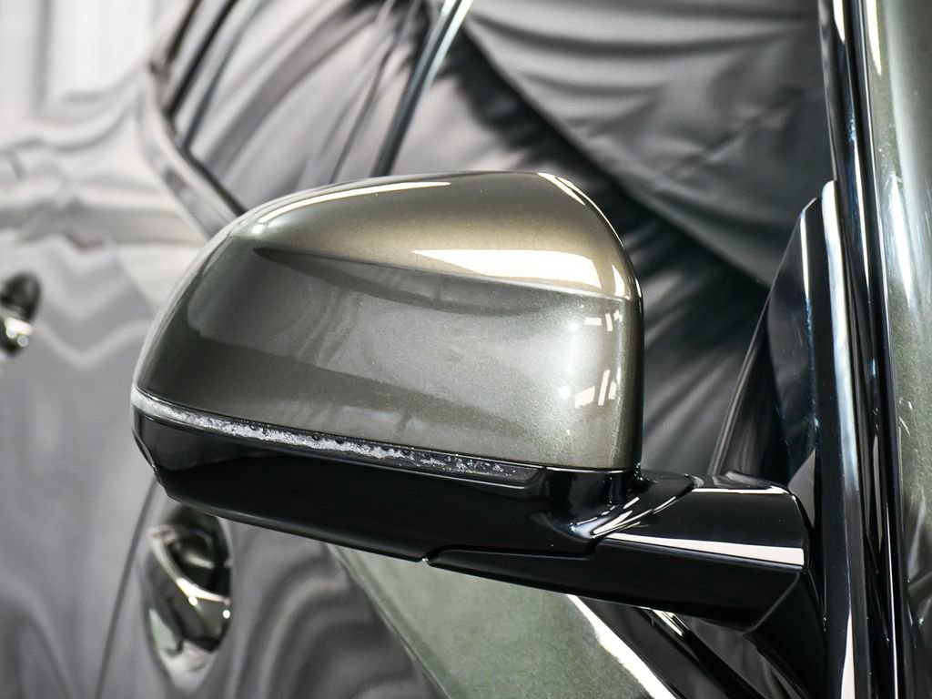 Used 2023 BMW X6 xDrive40i w/ Executive Package image 76