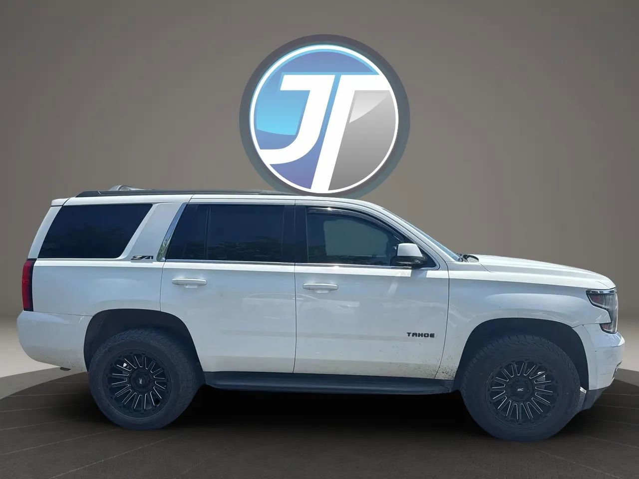 Used 2018 Chevrolet Tahoe LT AWD/4WD image 3