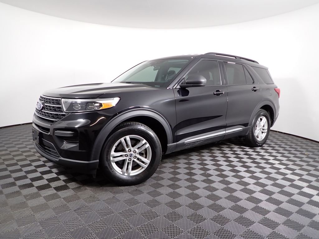Used 2020 Ford Explorer XLT w/ Comfort Package image 5