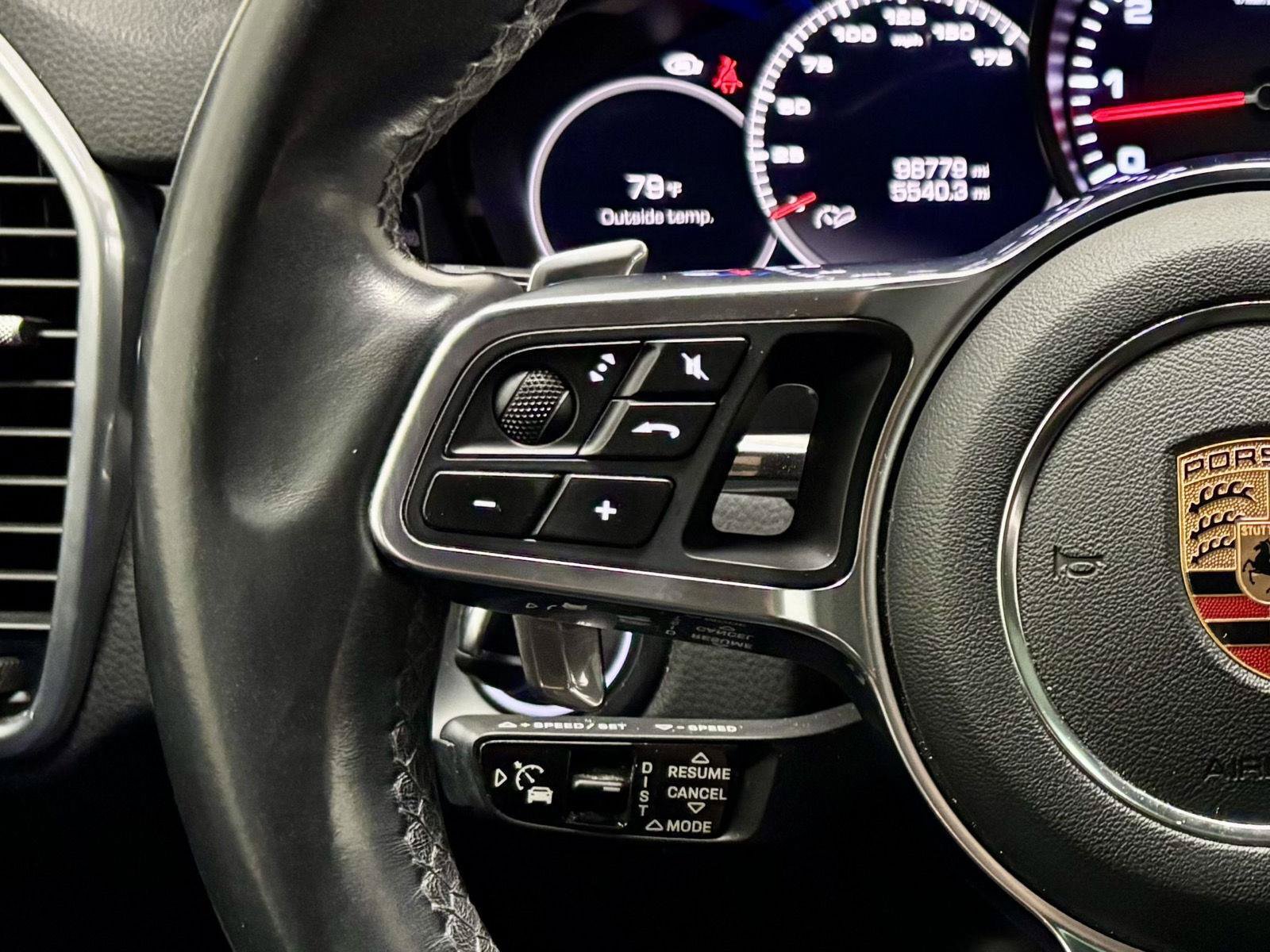 Used 2019 Porsche Cayenne AWD/4WD image 23
