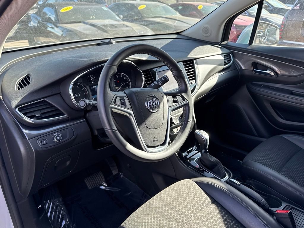 Used 2022 Buick Encore Preferred w/ Safety Package image 19