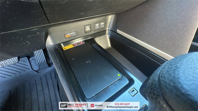 Used 2025 Toyota Camry LE image 19