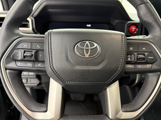 Used 2025 Toyota 4Runner TRD Off-Road Premium image 10
