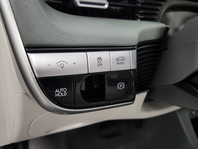 Certified 2023 Hyundai Ioniq 5 Limited AWD/4WD image 21