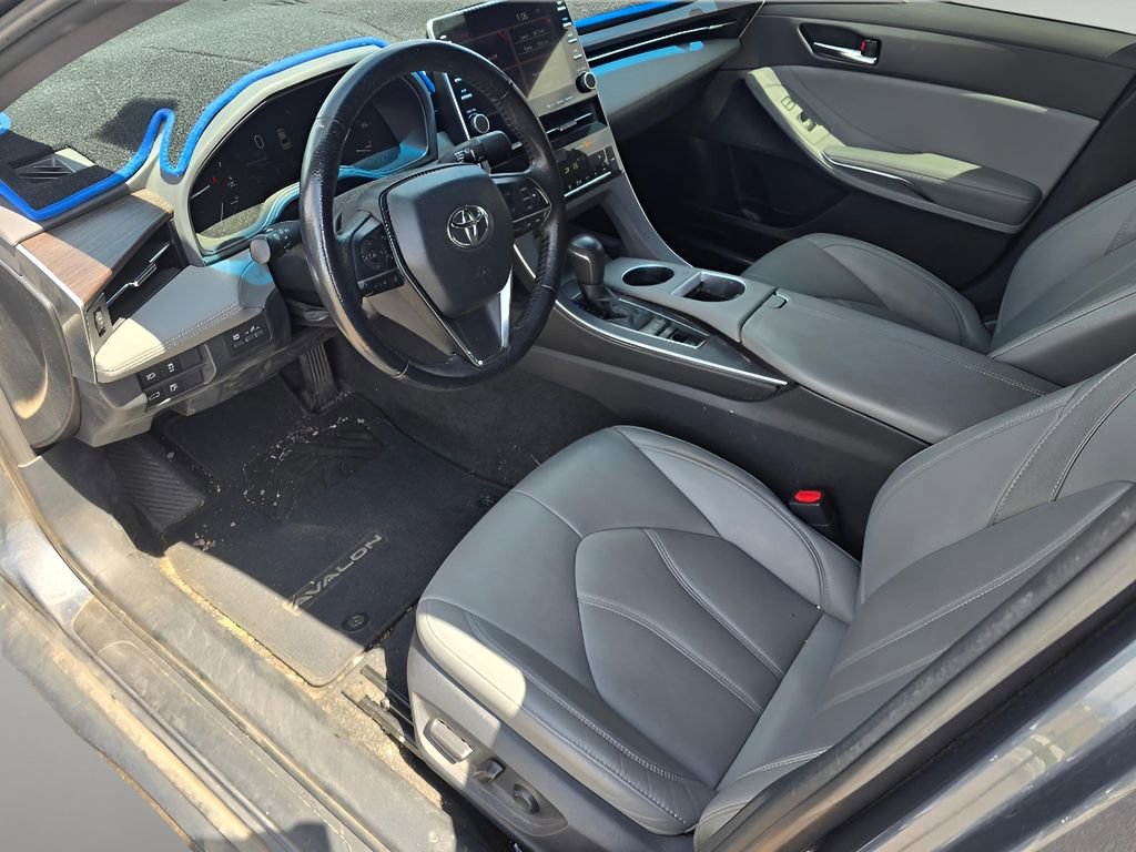 Used 2019 Toyota Avalon XLE w/ Carpet Mat Package FWD image 22